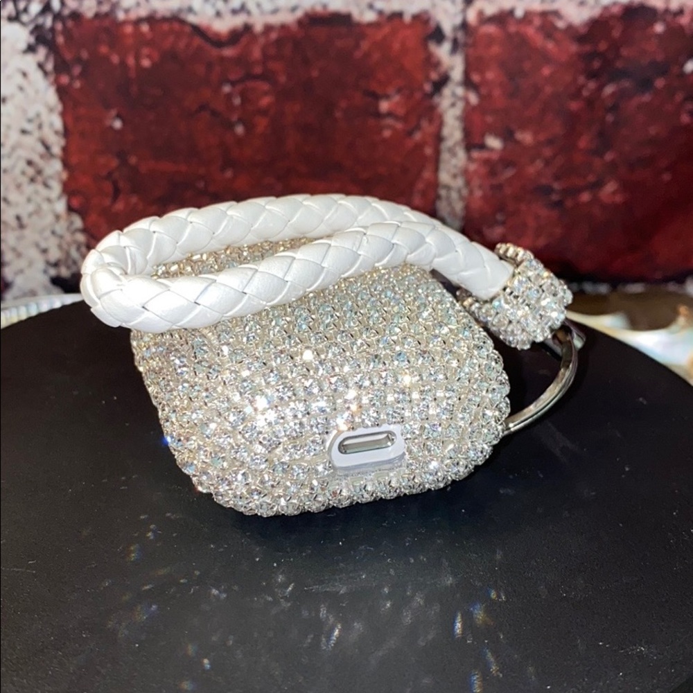 NWT Rhinestone AirPods Pro Case - Picture 3 of 5